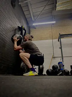 4MG Fitness COMPETE programme - competition preparation workouts